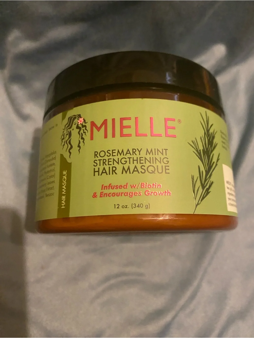 Mielle Rosemary Mint Strengthening Hair Masque — Green